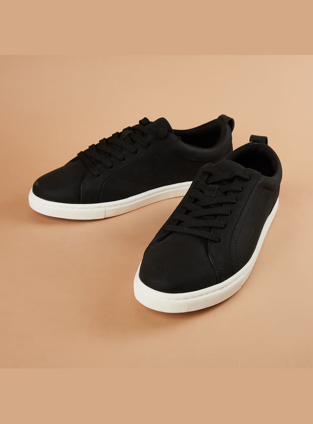 FORCA Solid Lace-Up Shoes