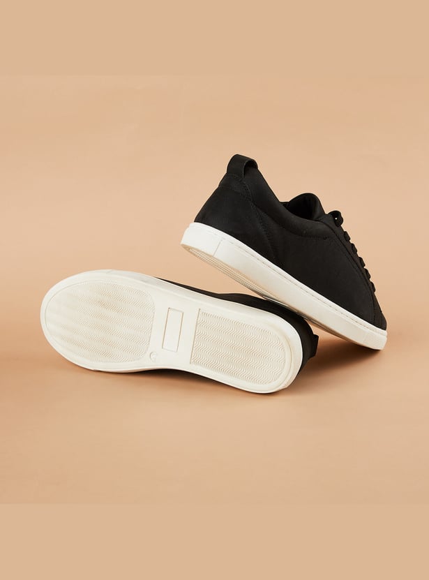 FORCA Solid Lace-Up Shoes