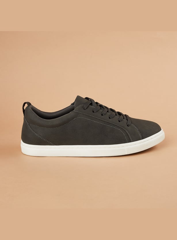 FORCA Solid Lace-Up Shoes