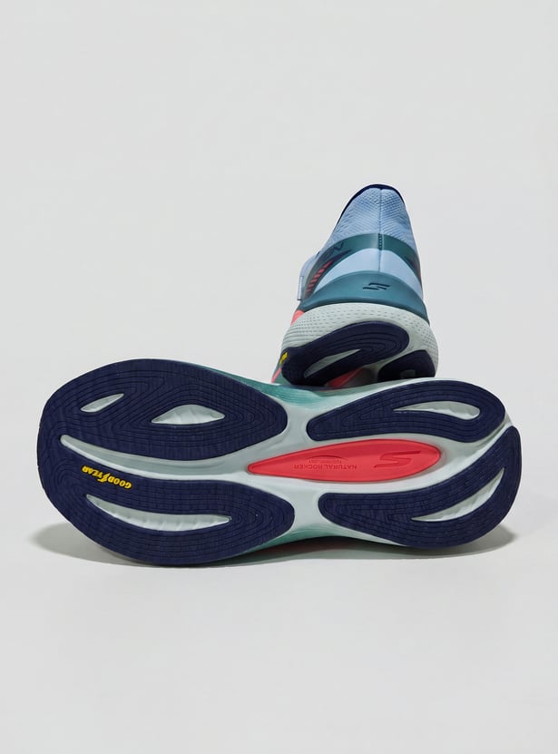 SKECHERS Max Cushioning Sports Shoes