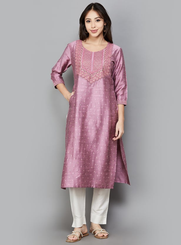 SPAN Embroidered Straight Kurta