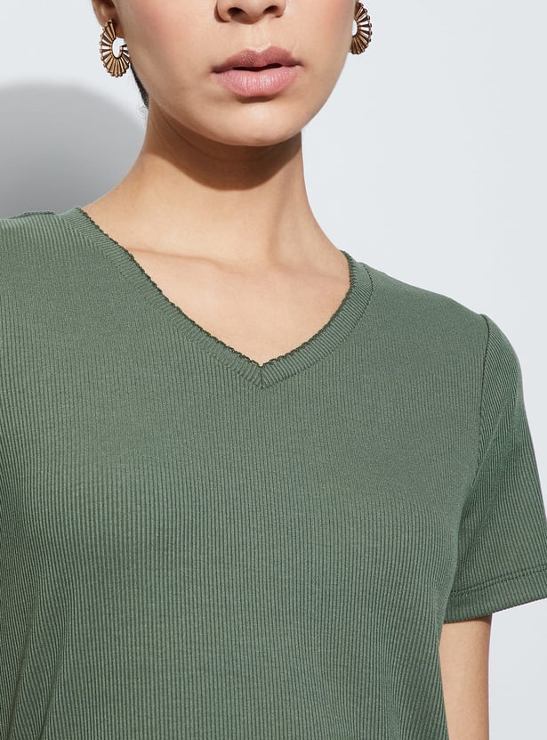FAME FOREVER Ribbed T-shirt