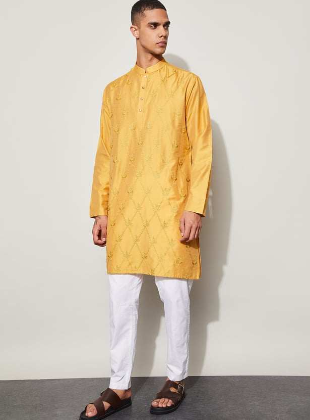 MELANGE Embroidered Straight Kurta