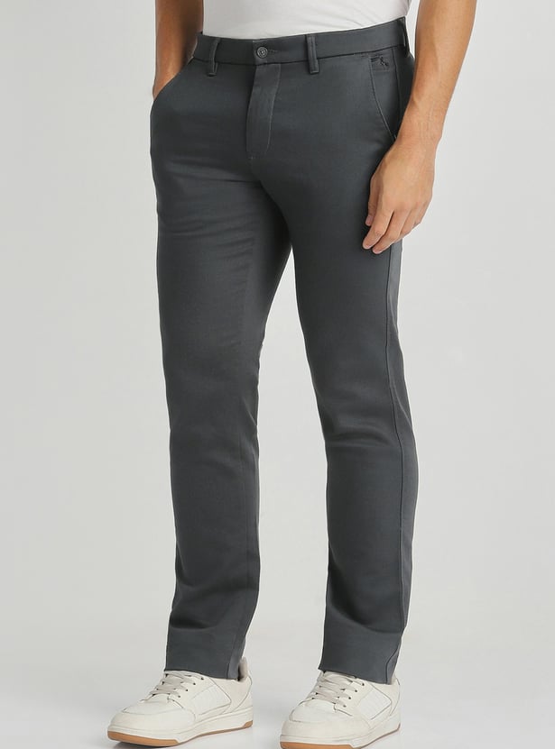 VH SPORTS Solid Slim Tapered Trousers