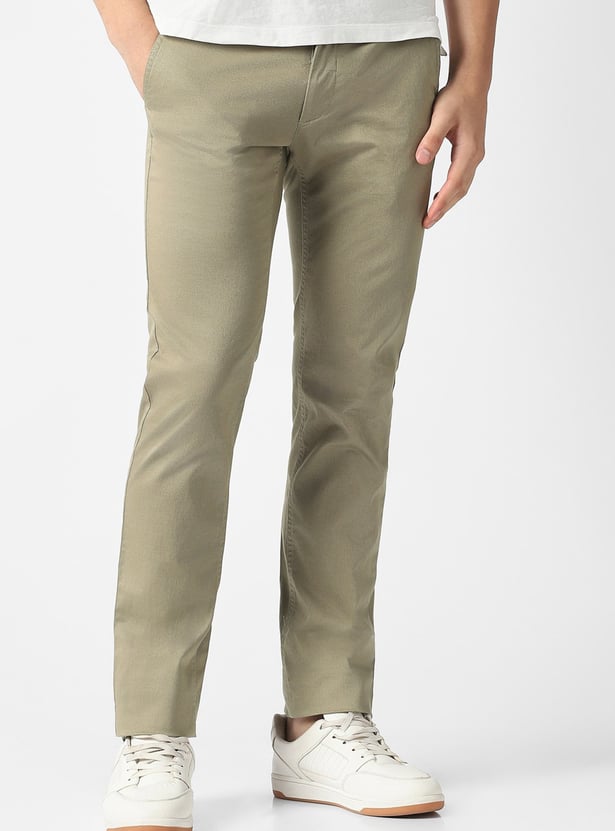 VH SPORTS Solid Slim Tapered Trousers