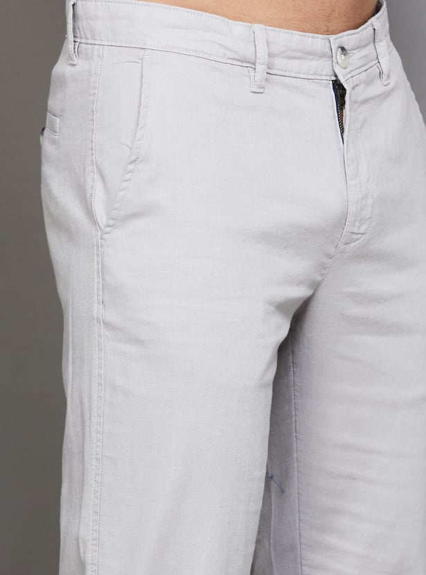 VH SPORTS Solid Slim Tapered Trousers