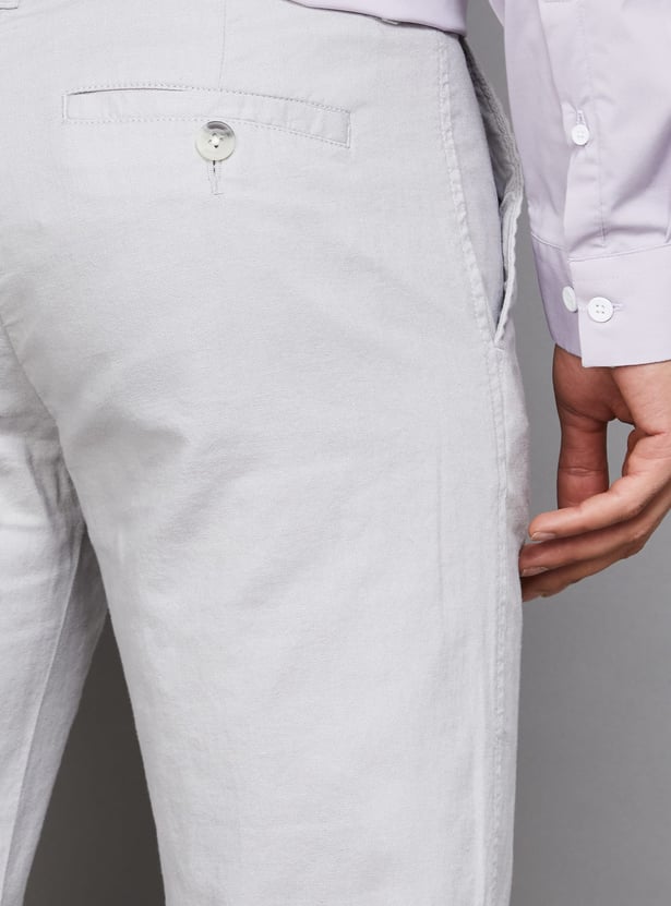 VH SPORTS Solid Slim Tapered Trousers