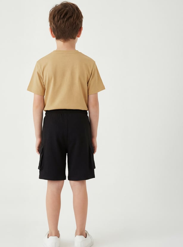 FAME FOREVER Boys Textured Cargo Shorts