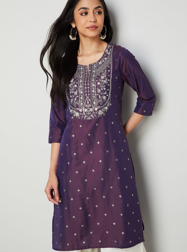 MELANGE Embroidered Straight Kurta