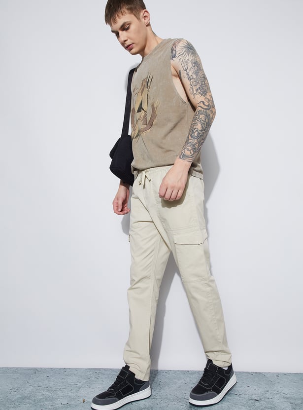 FAME FOREVER Solid Regular Fit Trousers