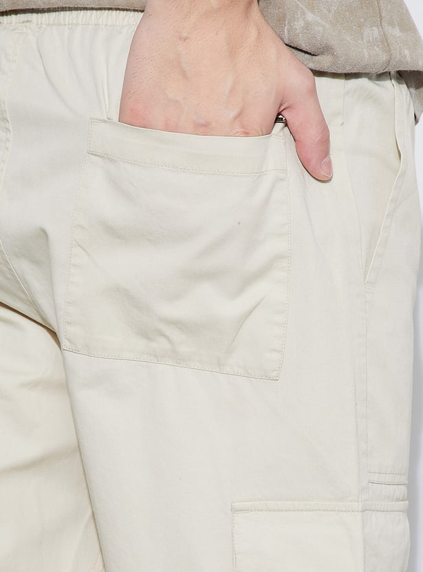 FAME FOREVER Solid Regular Fit Trousers