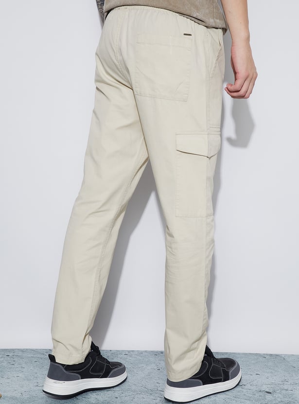FAME FOREVER Solid Regular Fit Trousers
