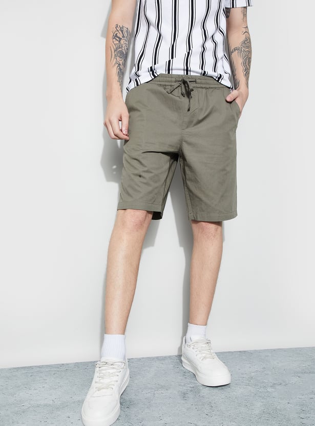 FAME FOREVER Solid Shorts