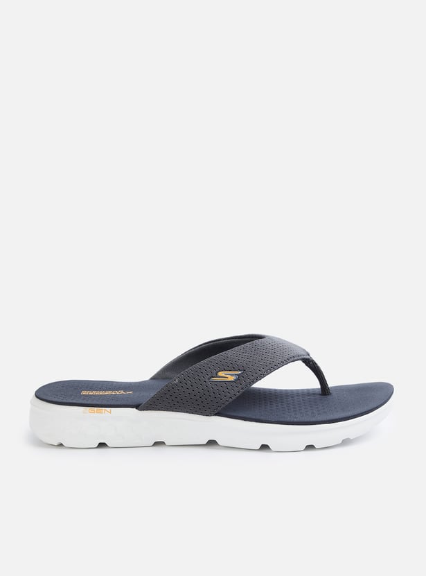 SKECHERS Solid Flip Flops