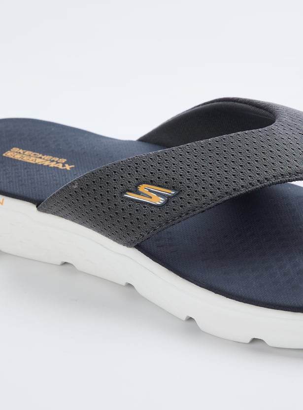 SKECHERS Solid Flip Flops