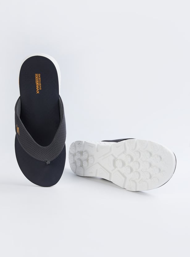 SKECHERS Solid Flip Flops