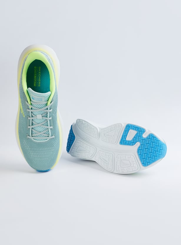 SKECHERS GoRun Max Cushioning Sports Shoes