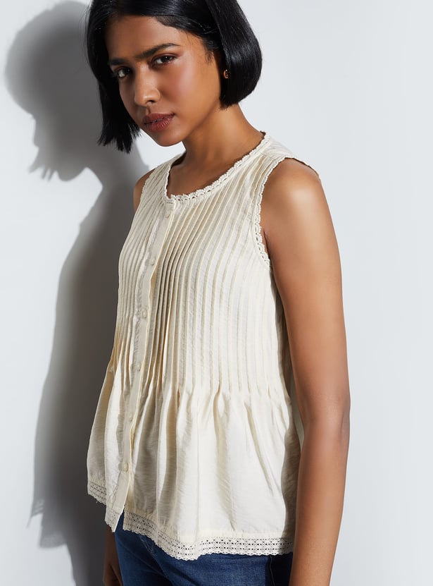 FAME FOREVER Solid Sleeveless Button Top