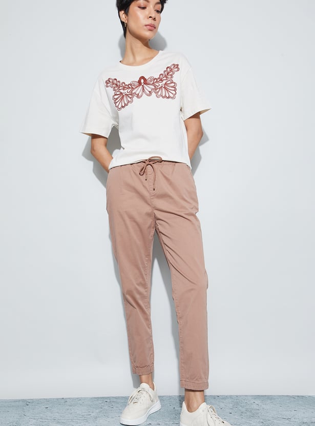 FAME FOREVER Embroidered T-shirt