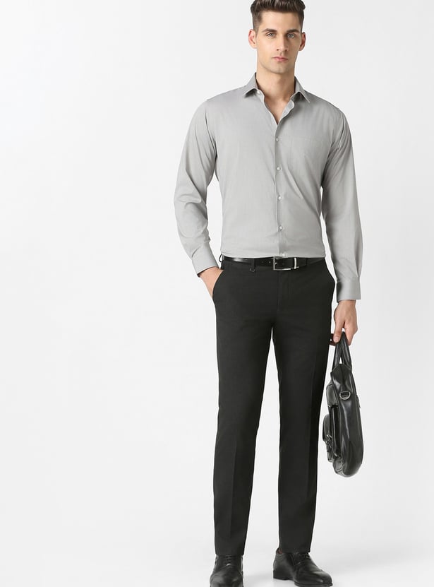 VAN HEUSEN Solid Slim Fit Formal Shirt