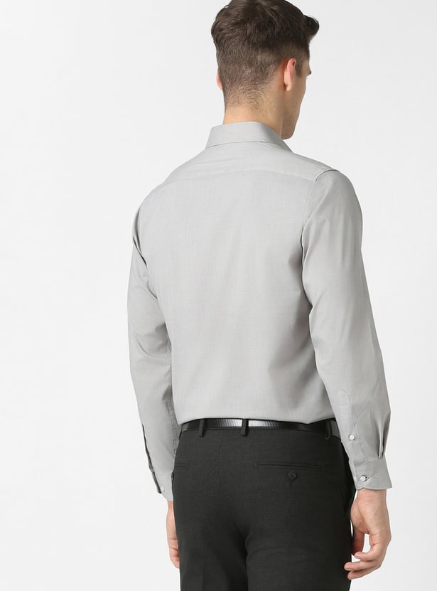 VAN HEUSEN Solid Slim Fit Formal Shirt