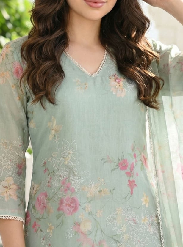 W Floral Print Dupatta