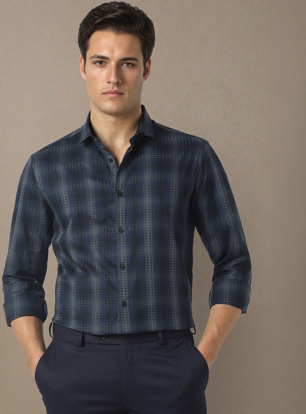 LOUIS PHILIPPE Textured Slim Fit Formal Shirt