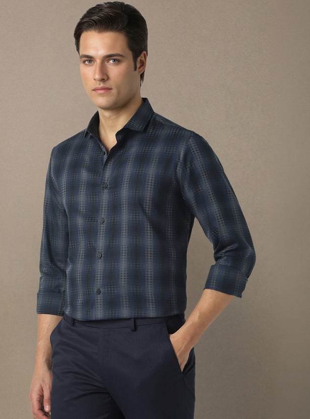 LOUIS PHILIPPE Textured Slim Fit Formal Shirt