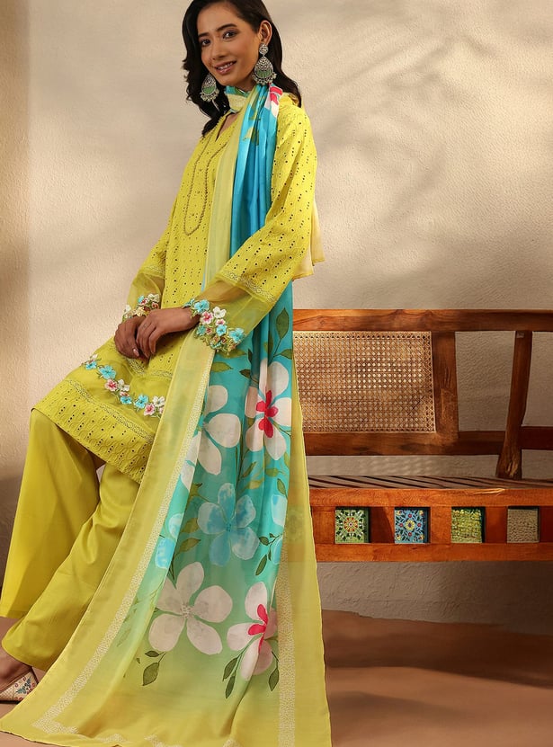LIBAS Embroidered Kurta Set