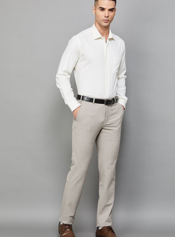PARK AVENUE Solid Regular Fit Formal Shirt