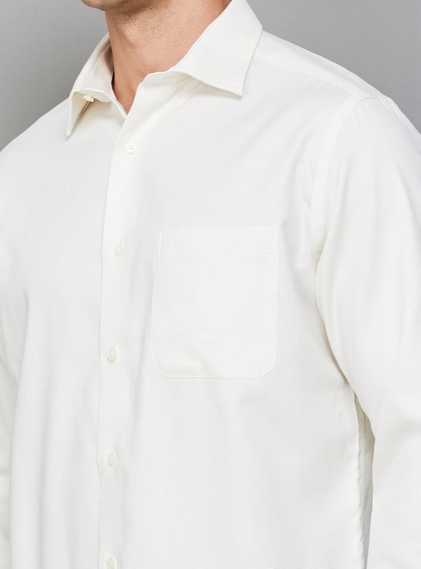 PARK AVENUE Solid Regular Fit Formal Shirt