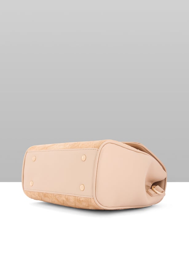 CAPRESE Textured Handheld Bag