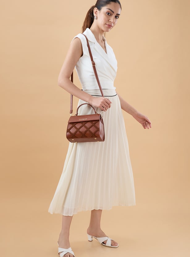 CAPRESE Textured Handheld Bag