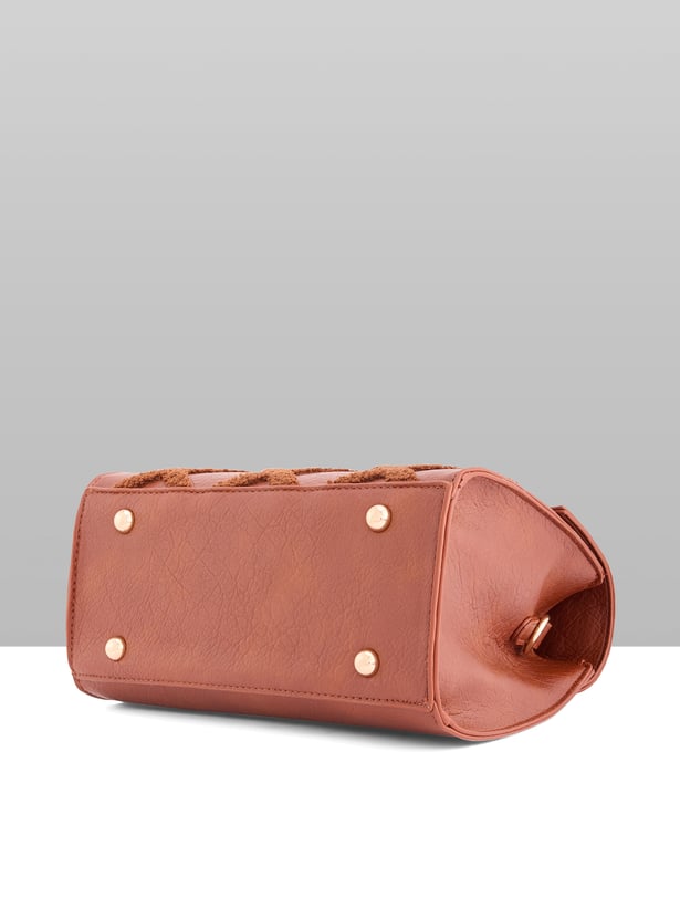 CAPRESE Textured Handheld Bag