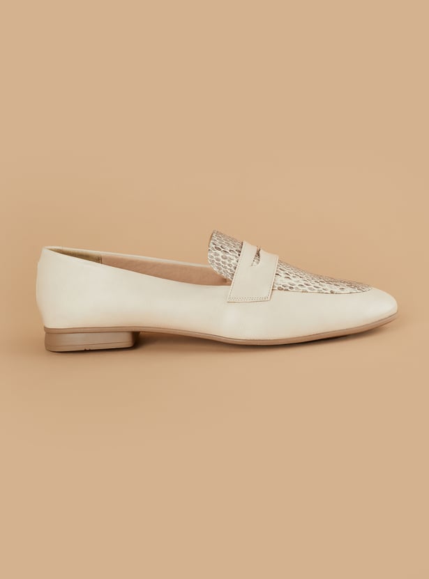 GINGER Textured Loafers