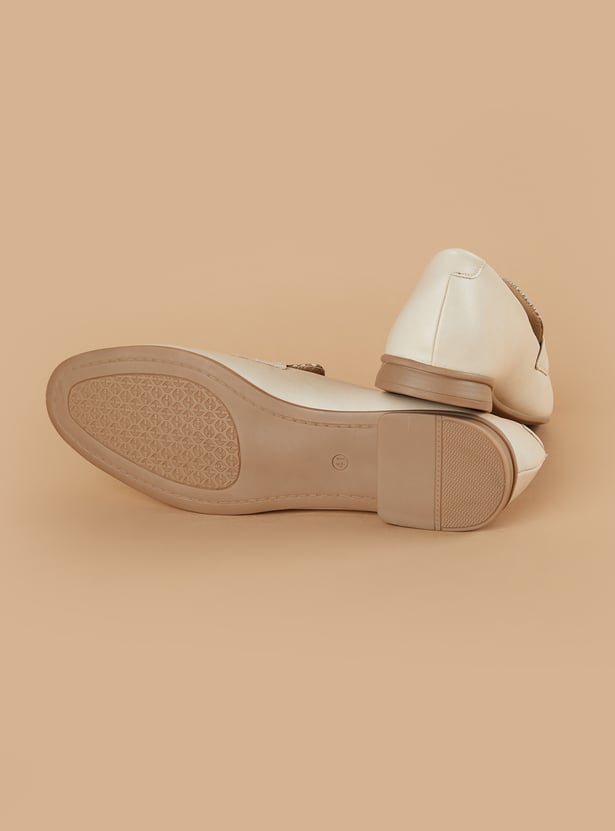 GINGER Textured Loafers