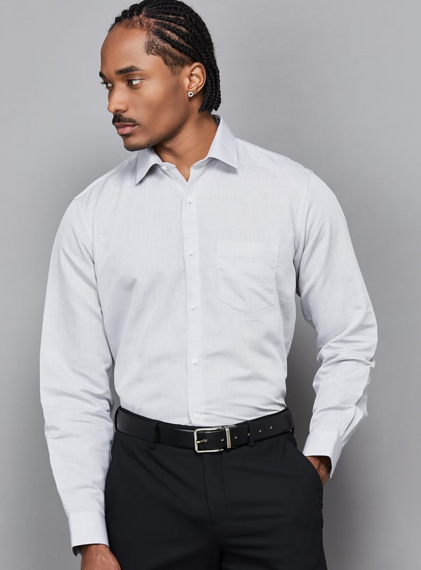 VAN HEUSEN Solid Custom Fit Formal Shirt