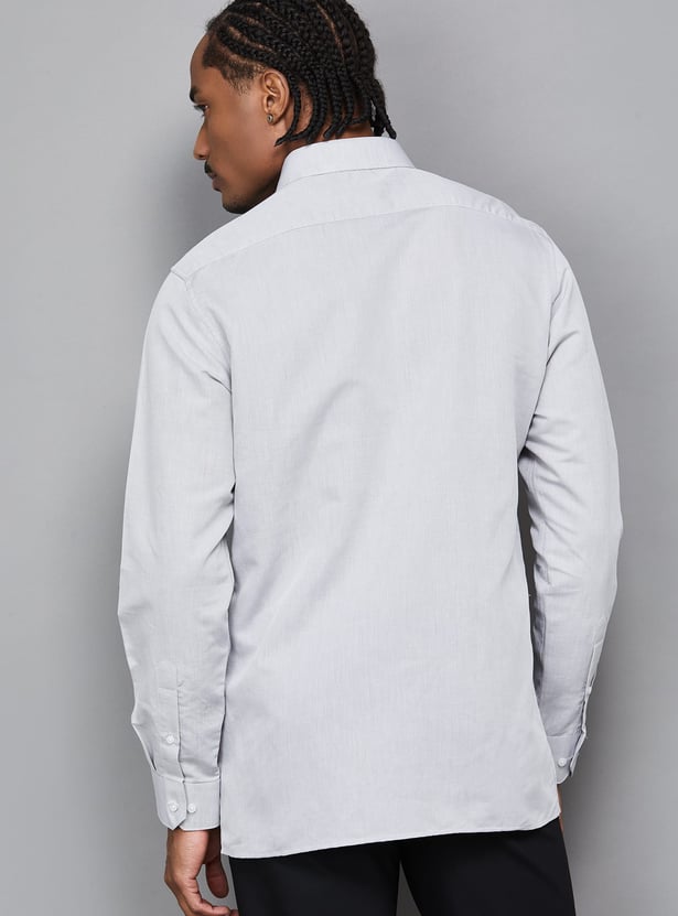 VAN HEUSEN Solid Custom Fit Formal Shirt