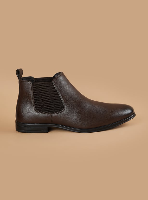 CODE Solid Chelsea Boots
