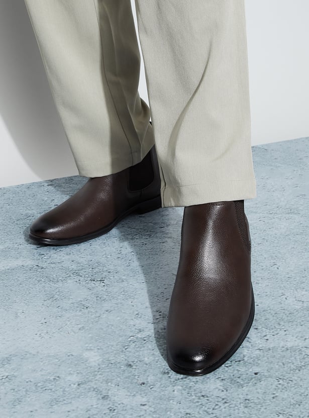 CODE Solid Chelsea Boots