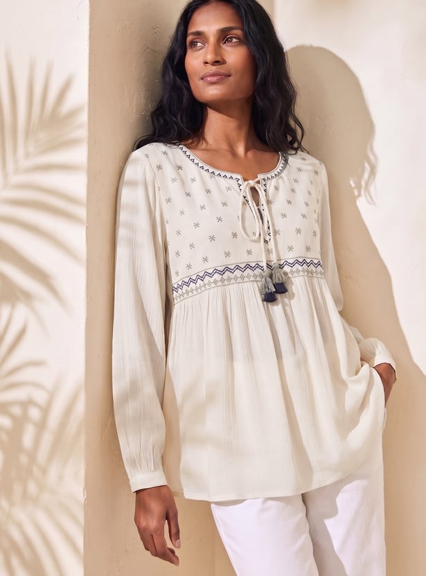 MELANGE Embroidered Top