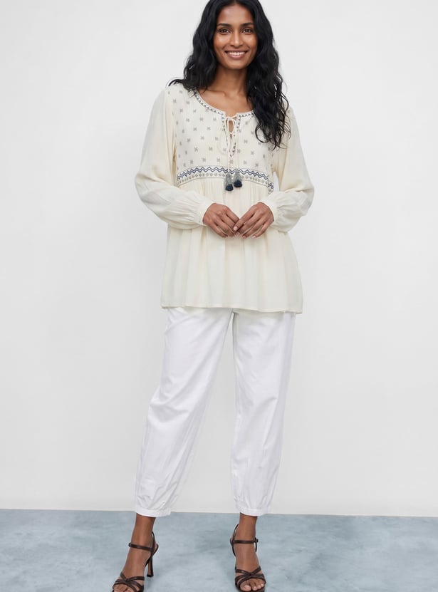MELANGE Embroidered Top