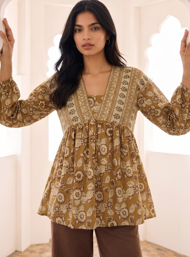 MELANGE Floral Print V-Neck Top