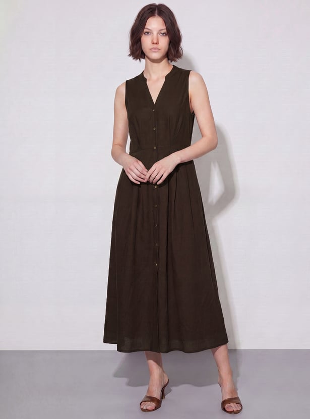 CODE Solid Buttoned Midi Dress