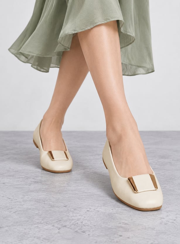 CODE Textured Square-Toe Ballerinas