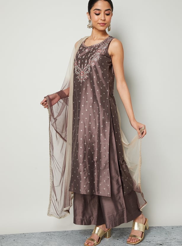 MELANGE Embroidered Straight Kurta Set