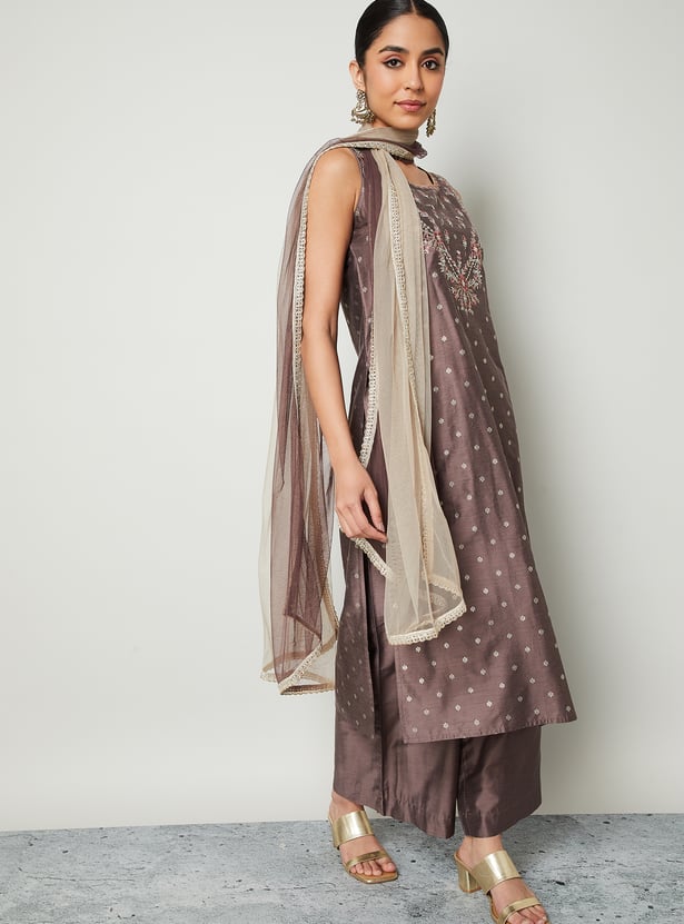 MELANGE Embroidered Straight Kurta Set