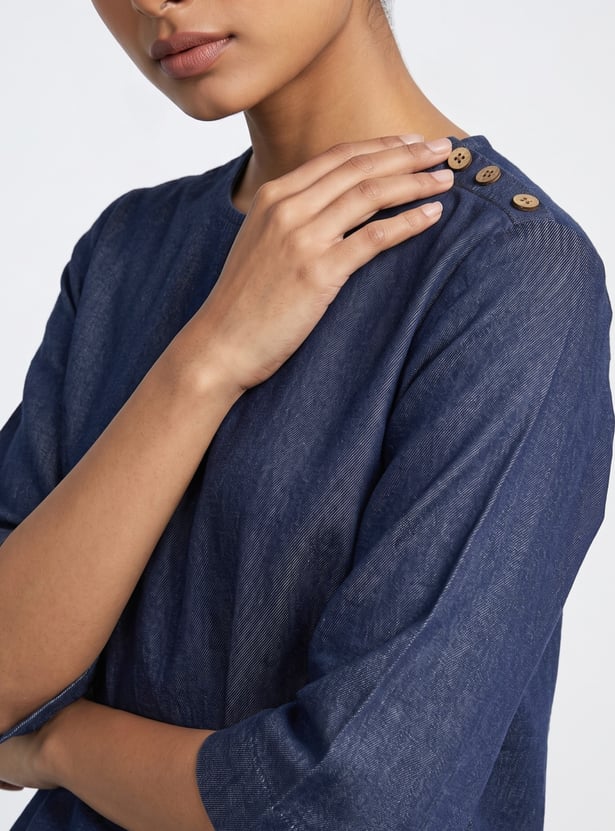 MELANGE Solid Button Detailed Top