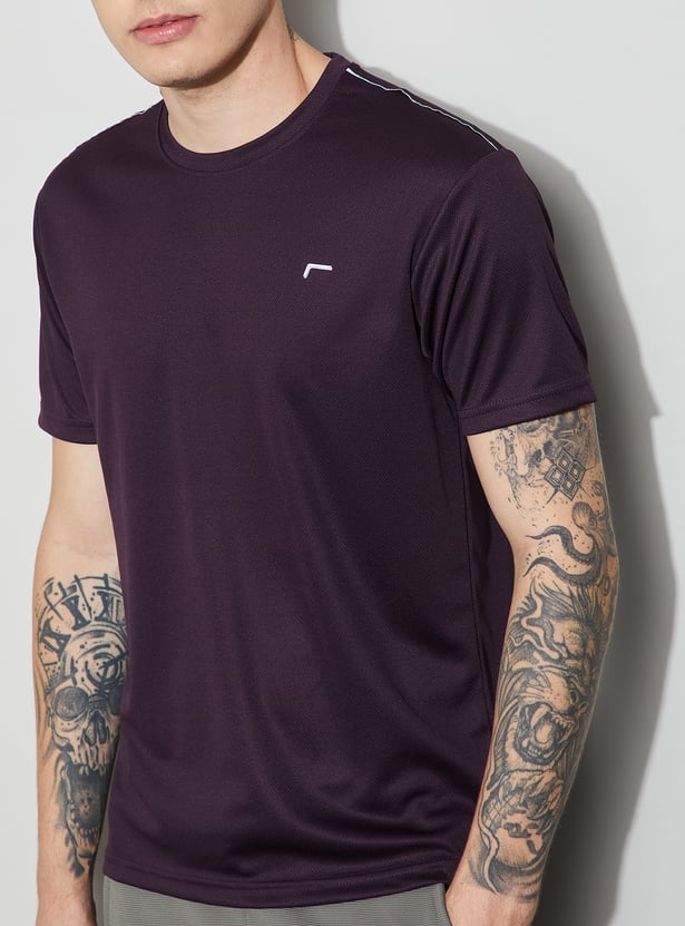 FAME FOREVER ACTIVE Solid T-shirt
