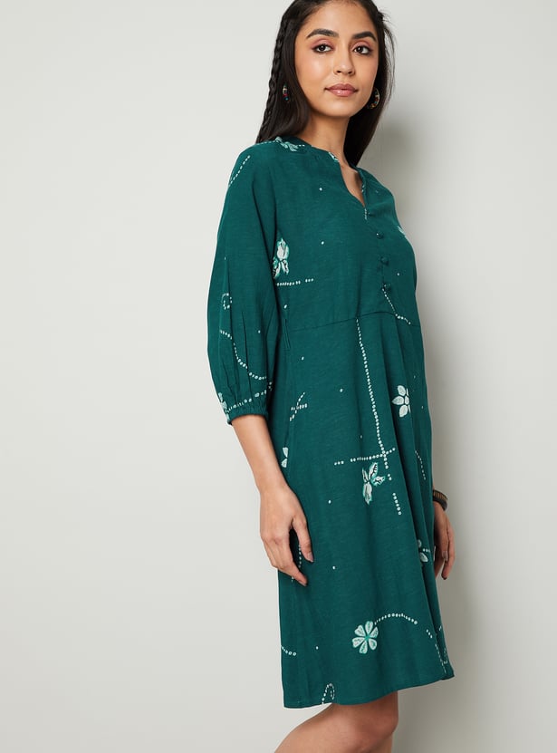 COLOUR ME BY MELANGE Printed Midi Dress